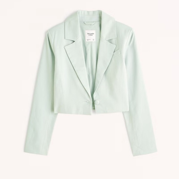 Cropped Linen-Blend Blazer - Medium - Picture 2 of 5